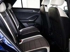 Volkswagen T-Roc 2.0TSI 140kW 4Motion R-Line - Image 13