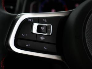 Volkswagen T-Roc 2.0TSI 140kW 4Motion R-Line - Image 14