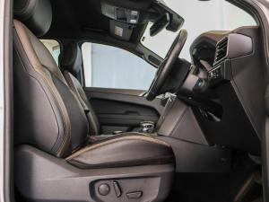 Volkswagen Amarok 3.0TDI V6 double cab Aventura 4Motion - Image 17