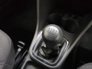 Volkswagen Polo Vivo hatch 1.4 - Image 6