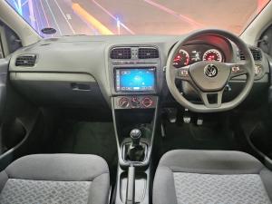 Volkswagen Polo Vivo hatch 1.4 Life - Image 9