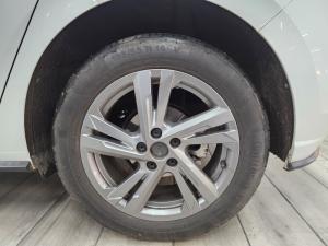 Volkswagen Polo hatch 1.0TSI R-Line - Image 4