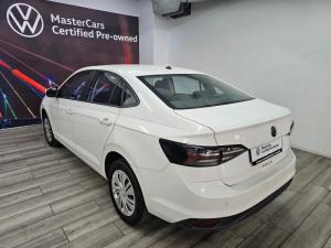Volkswagen Polo sedan 1.6 manual - Image 3