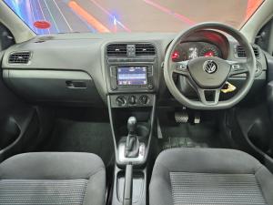 Volkswagen Polo Vivo hatch 1.6 Comfortline auto - Image 10