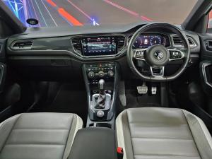 Volkswagen T-Roc 2.0TSI 140kW 4Motion R-Line - Image 12