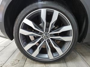 Volkswagen T-Roc 2.0TSI 140kW 4Motion R-Line - Image 5