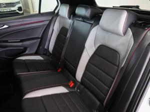 Volkswagen Golf GTI - Image 18