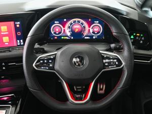 Volkswagen Golf GTI - Image 6