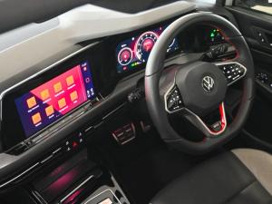 Volkswagen Golf GTI - Image 7