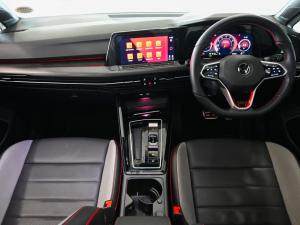 Volkswagen Golf GTI - Image 9
