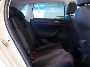Volkswagen Polo hatch 1.0TSI Life manual - Image 16