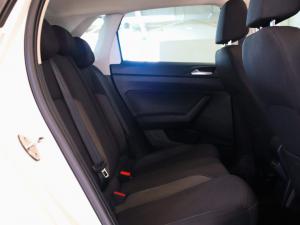 Volkswagen Polo hatch 1.0TSI Life manual - Image 17