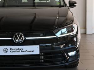 Volkswagen Polo hatch 1.0TSI Life auto - Image 4