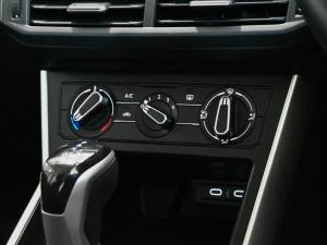 Volkswagen Polo hatch 1.0TSI Life auto - Image 12
