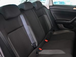 Volkswagen Polo hatch 1.0TSI Life auto - Image 15