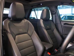 Volkswagen T-Roc 2.0TSI 4Motion R-Line - Image 16