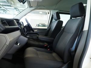 Volkswagen Transporter 2.0TDI Kombi SWB Trendline auto - Image 6