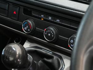 Volkswagen Transporter 2.0TDI single cab - Image 18