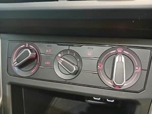 Volkswagen Polo hatch 1.0TSI Comfortline - Image 13