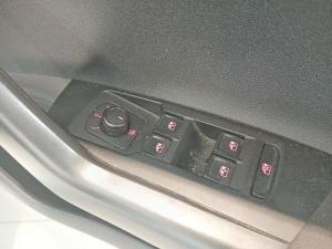 Volkswagen Polo hatch 1.0TSI Comfortline - Image 17