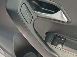 Volkswagen Polo Vivo hatch 1.4 Trendline - Image 13