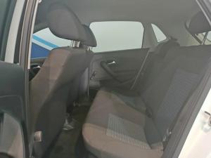 Volkswagen Polo Vivo hatch 1.6 Comfortline auto - Image 12