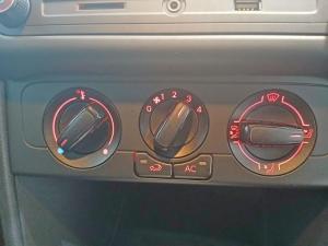 Volkswagen Polo Vivo hatch 1.6 Comfortline auto - Image 19