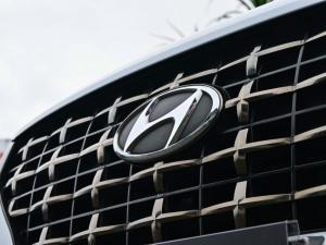 Hyundai Venue 1.0T Fluid auto - Image 5