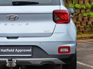 Hyundai Venue 1.0T Fluid auto - Image 8
