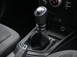 Mahindra XUV300 1.2T W6 - Image 11