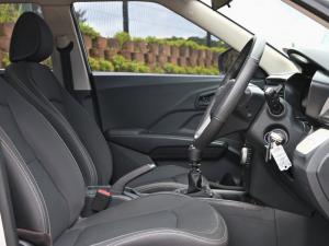 Mahindra XUV300 1.2T W6 - Image 13