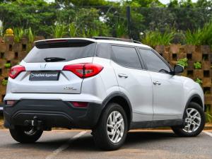 Mahindra XUV300 1.2T W6 - Image 19