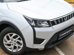 Mahindra XUV300 1.2T W6 - Image 4