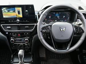 Mahindra XUV 3XO 1.2T AX7L - Image 7