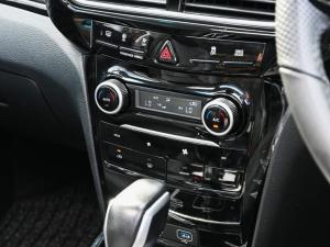 Mahindra XUV 3XO 1.2T AX7L - Image 9