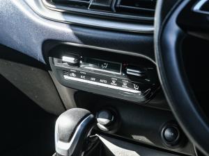 Toyota Starlet 1.5 XS auto - Image 9