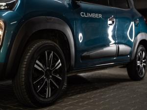 Renault Kwid 1.0 Climber auto - Image 9