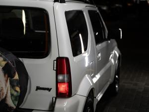 Suzuki Jimny 1.3 - Image 17