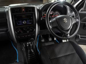 Suzuki Jimny 1.3 - Image 23