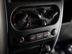 Suzuki Jimny 1.3 - Image 28