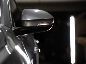 Volkswagen T-Roc 2.0TSI 4Motion R-Line - Image 11