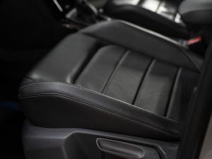 Volkswagen T-Roc 2.0TSI 4Motion R-Line - Image 30