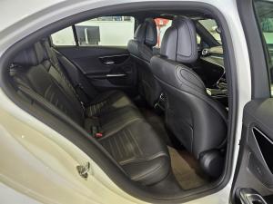 Mercedes-Benz C-Class C200 Avantgarde - Image 10