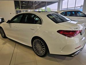 Mercedes-Benz C-Class C200 Avantgarde - Image 4