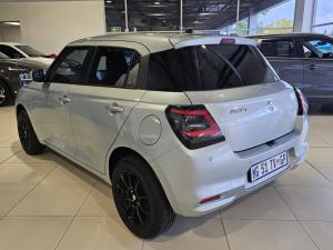 Suzuki Swift 1.2 GL - Image 6