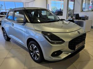 Suzuki Swift 1.2 GLX auto - Image 1