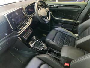 Volkswagen T-Roc 2.0TSI 4Motion R-Line - Image 5