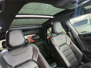 Volkswagen T-Roc 2.0TSI 4Motion R-Line - Image 7