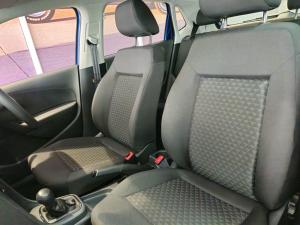Volkswagen Polo Vivo hatch 1.4 - Image 9
