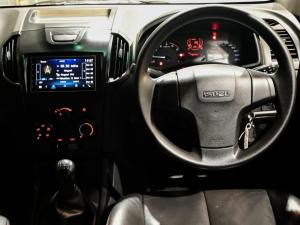 Isuzu KB 250D-Teq double cab Hi-Rider - Image 17